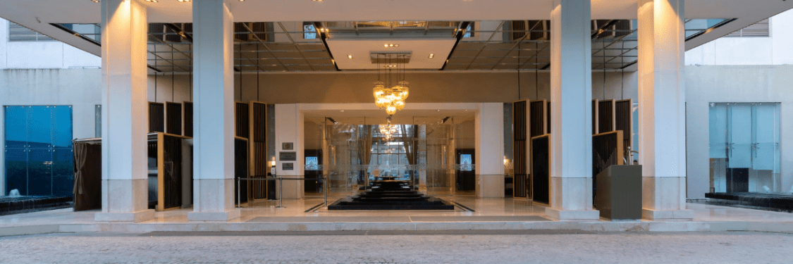  Courtyard by Marriott